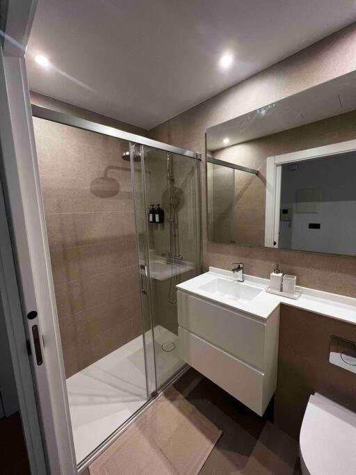 Апартаменты Malecon 47 Apartamento Reformado En Primera Linea Мухия Экстерьер фото